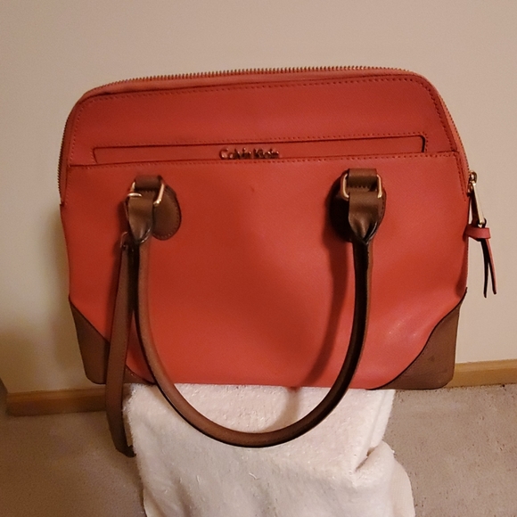 Calvin Klein Handbags - Calvin Klein shoulder bag